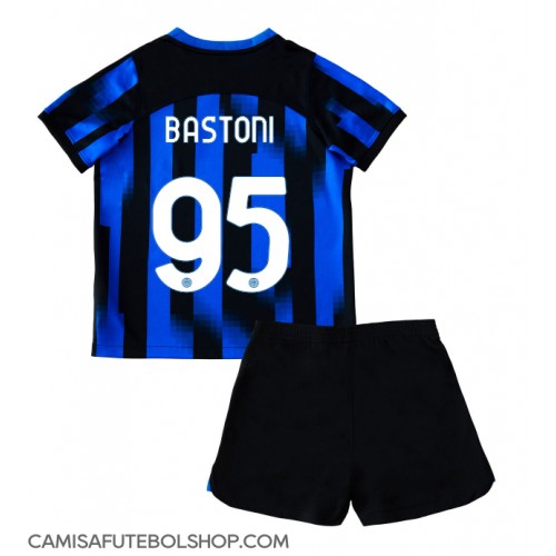 Camisa de time de futebol Inter Milan Alessandro Bastoni #95 Replicas 1º Equipamento Infantil 2023-24 Manga Curta (+ Calças curtas)